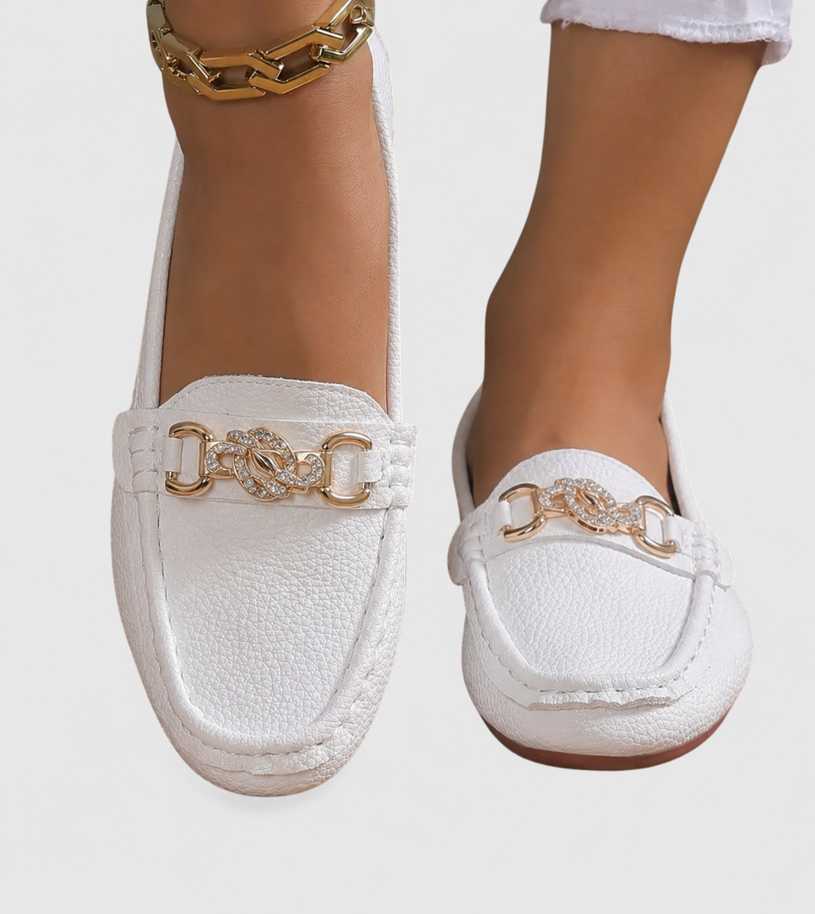 Quinby | Women's Slip-On Chain Detail Loafer Flat