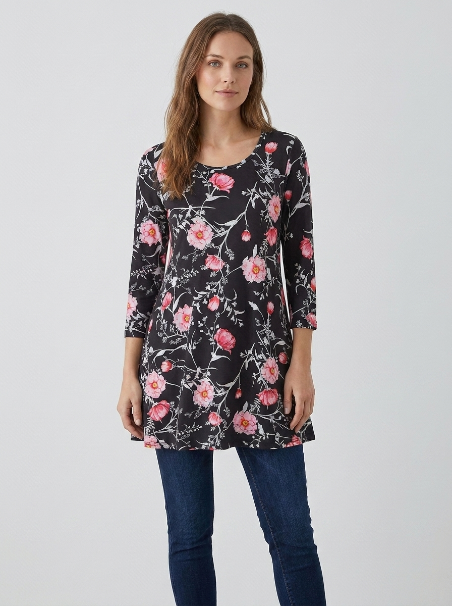 Mandala tunic in Rose Garden colorway