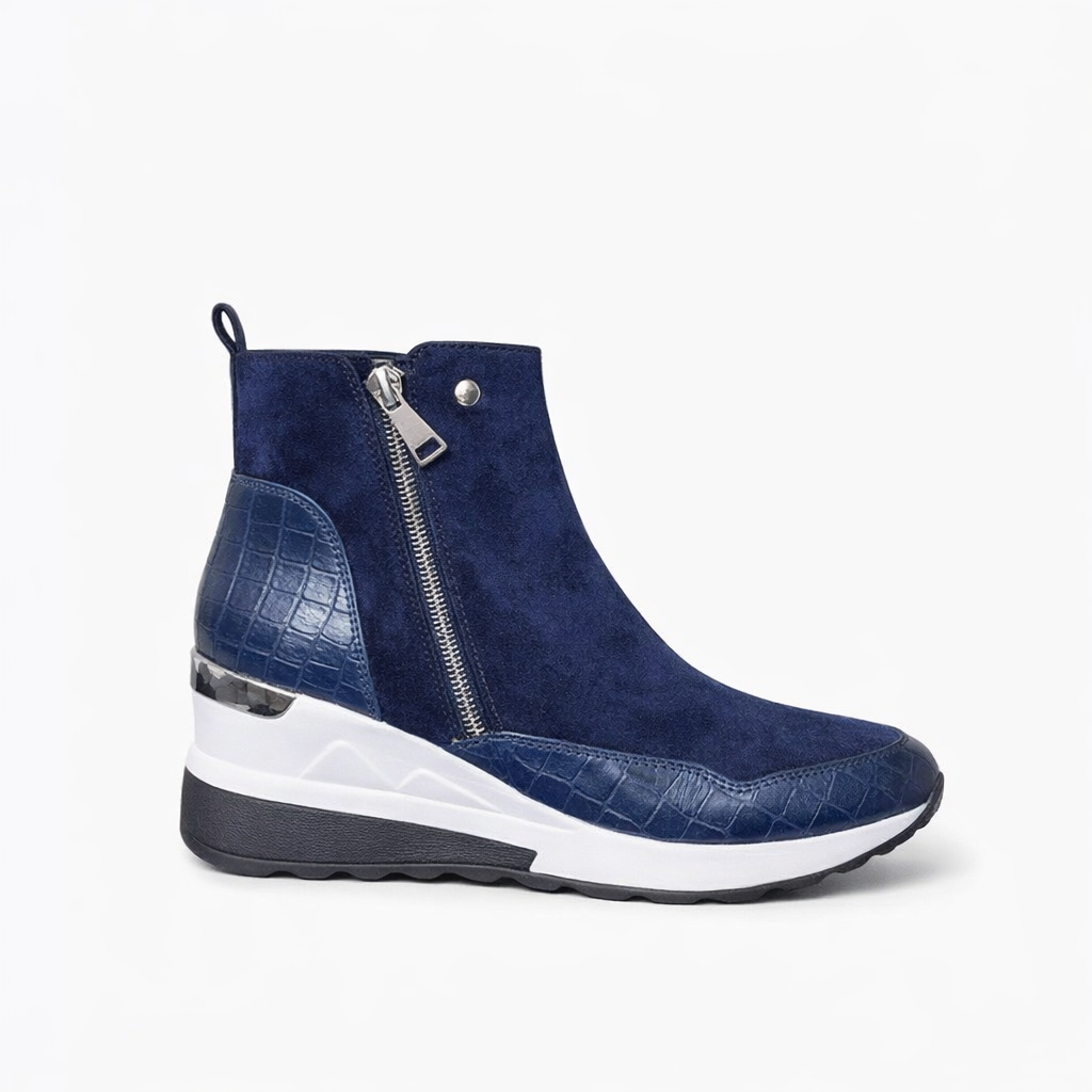 Maele | Women's Lace-Up Wide Fit Leather Boots